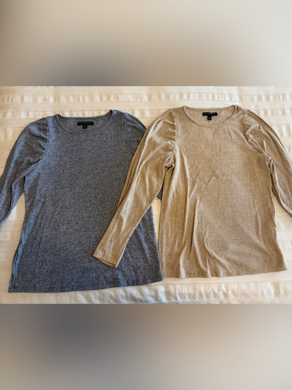 Banana Republic Factory Ribbed Puff Sleeve Tops XS